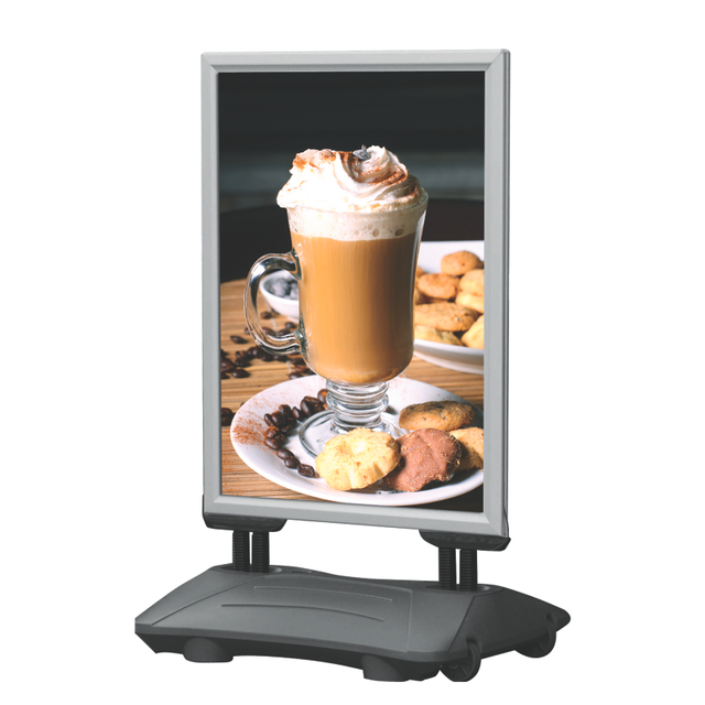 Kundenstopper WindPro® Hochformat wasserfest B1 | silber